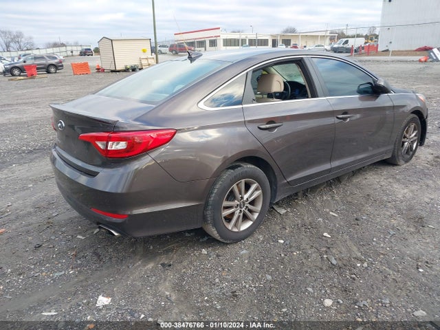 2015 HYUNDAI SONATA SE VIN: 5NPE24AF4FH235975