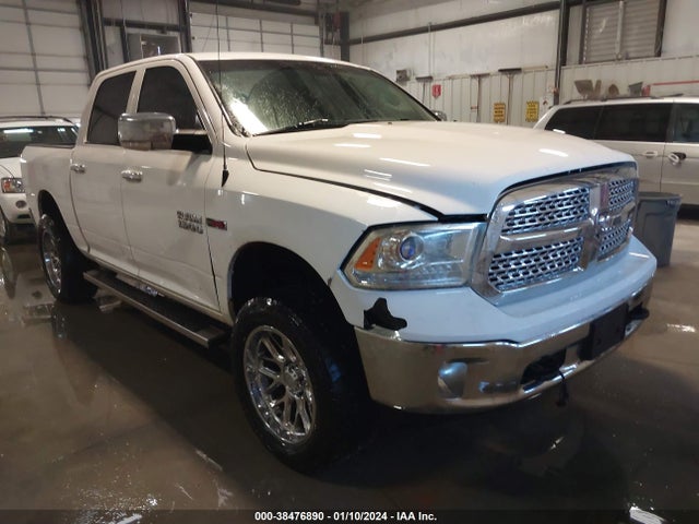 RAM 1500 Laramie 2015 1C6RR7NM7FS521450 Image 1