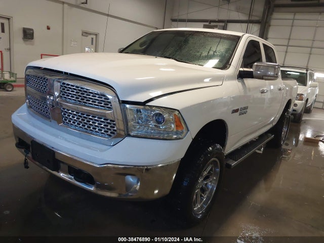 RAM 1500 Laramie 2015 1C6RR7NM7FS521450 Image 2
