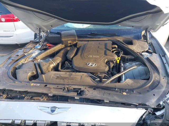 Hyundai Genesis 3.8 2015 KMHGN4JE1FU069830 Image 10