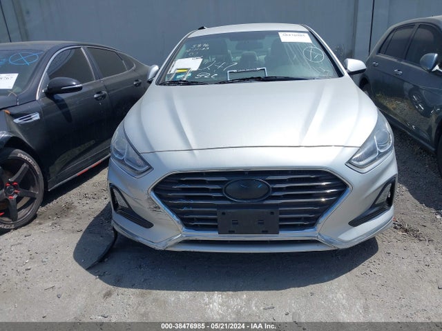 Hyundai SONATA ECO 2018 5NPE24AA4JH720274 Image 13