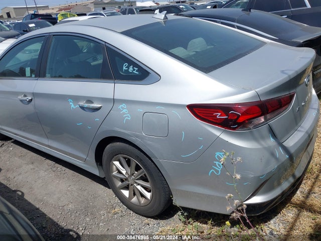 Hyundai SONATA ECO 2018 5NPE24AA4JH720274 Image 3