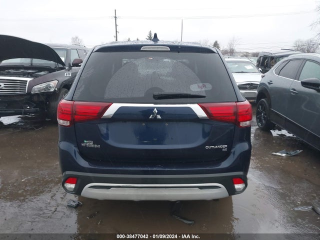 Mitsubishi Outlander Se 2019 JA4AZ3A3XKZ042205 Image 17