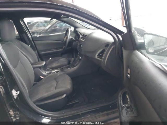 1C3CDZAG4EN113255 Dodge AVENGER SE