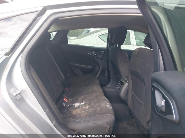 Chrysler 200 Limited 2015 1C3CCCAB5FN618680 Image 8