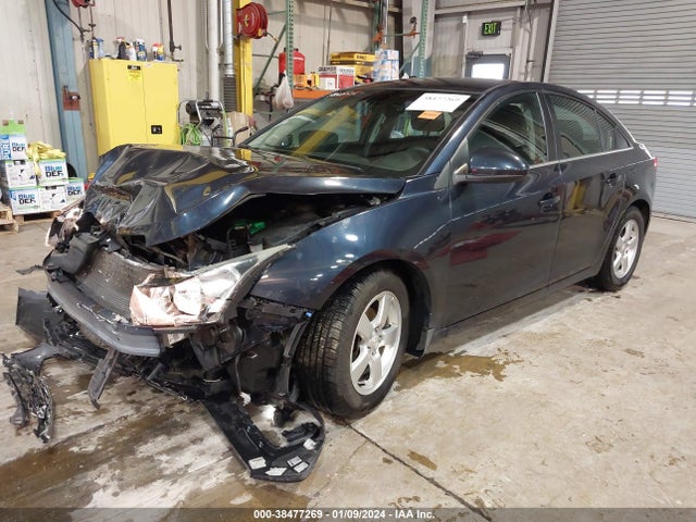 Chevrolet Cruze 1lt Auto 2015 1G1PC5SB8F7186574 Image 2