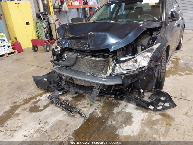 Chevrolet Cruze 1lt Auto 2015 1G1PC5SB8F7186574 Image 6