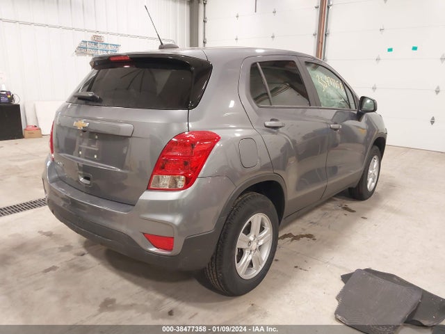 Chevrolet Trax Awd Ls 2020 3GNCJNSB3LL189120 Image 4