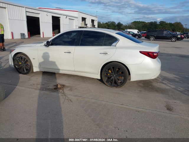 38477461 :رقم المزاد ، JN1EV7AR5JM443061 vin ، 2018 Infiniti Q50 3.0t Luxe مزاد بيع