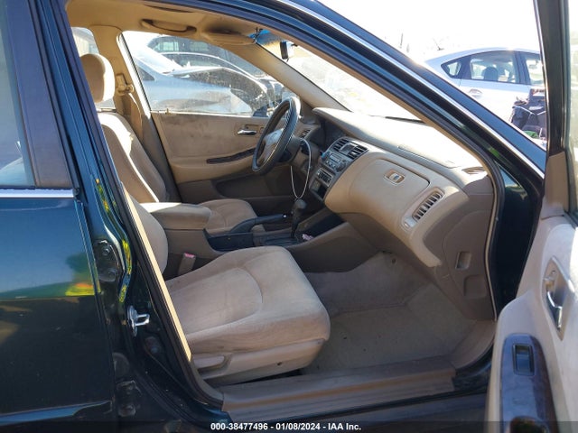 2000 HONDA ACCORD 2.3 SE VIN: JHMCG6698YC016408
