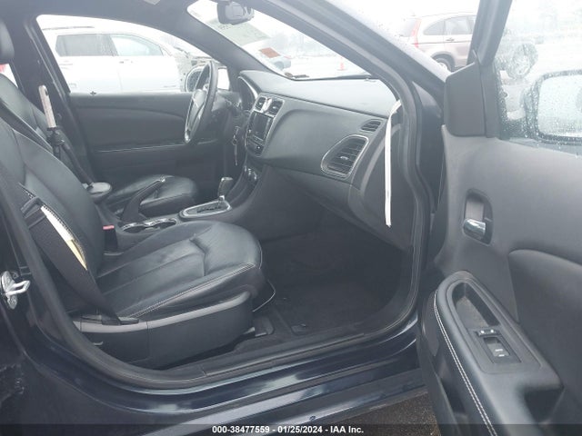 38477559 :رقم المزاد ، 1C3CCBCB0CN308701 vin ، 2012 Chrysler 200 Limited مزاد بيع
