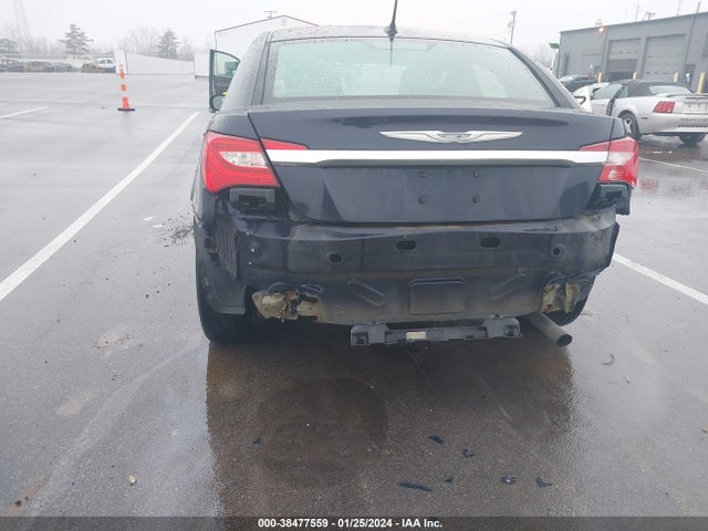 38477559 :رقم المزاد ، 1C3CCBCB0CN308701 vin ، 2012 Chrysler 200 Limited مزاد بيع