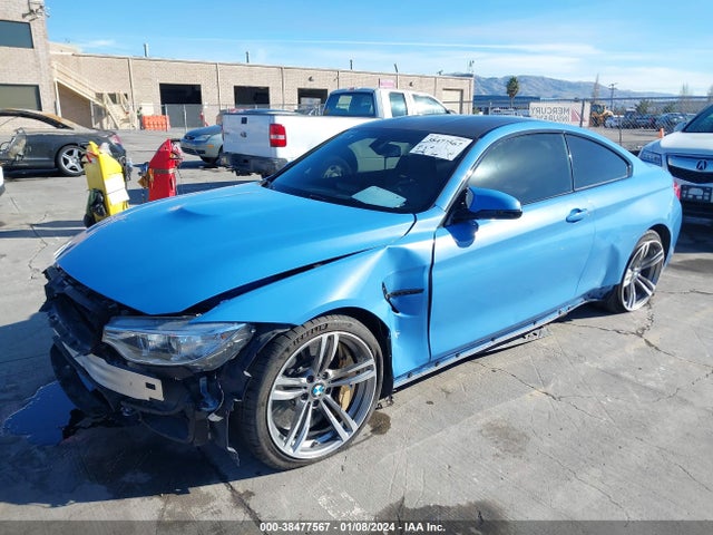 BMW M4 2015 WBS3R9C50FK331844 Image 2