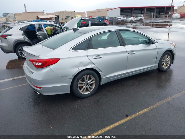 Hyundai SONATA SE 2017 5NPE24AF7HH458644 Image 4