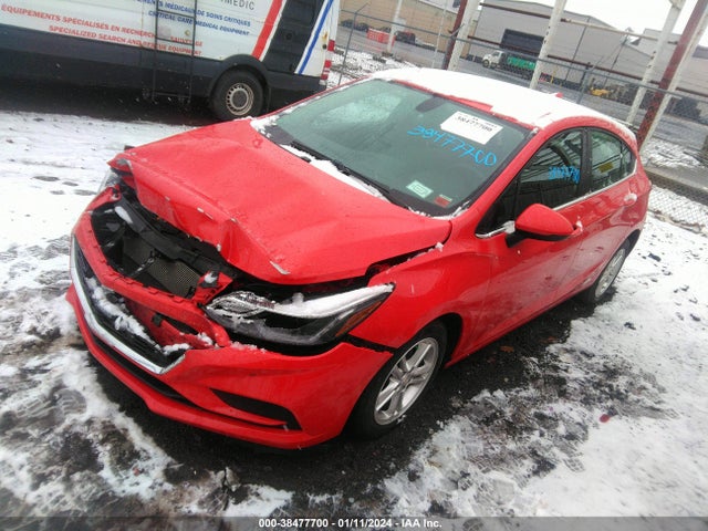 Chevrolet Cruze Lt Auto 2018 3G1BE6SMXJS543873 Image 2