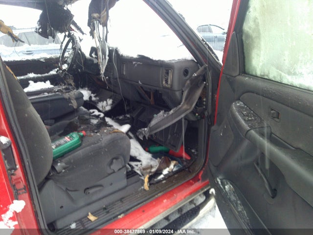 2002 CHEVROLET SILVERADO 1500 LS VIN: 1GCEK19T62Z338598