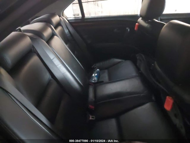 2009 ACURA RL 3.7 VIN: JH4KB266X9C001712