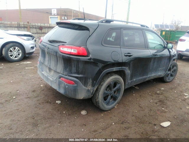 1C4PJMCB6GW203160 Jeep Cherokee Altitude