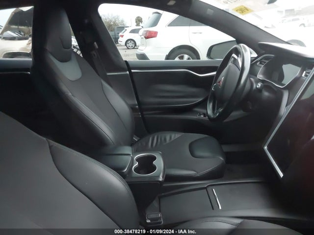 Tesla Model S 60/70/75/85 2016 5YJSA1E12GF159403 Image 5