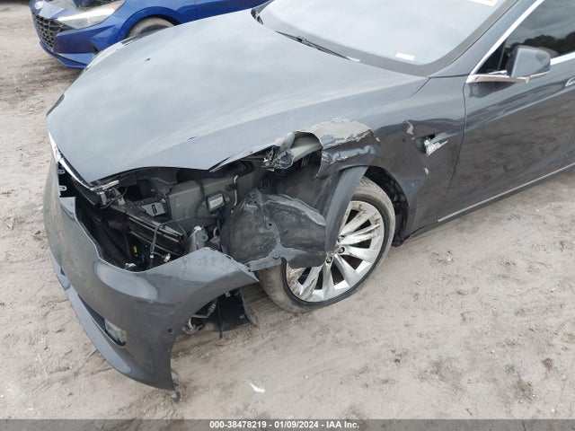 Tesla Model S 60/70/75/85 2016 5YJSA1E12GF159403 Image 6