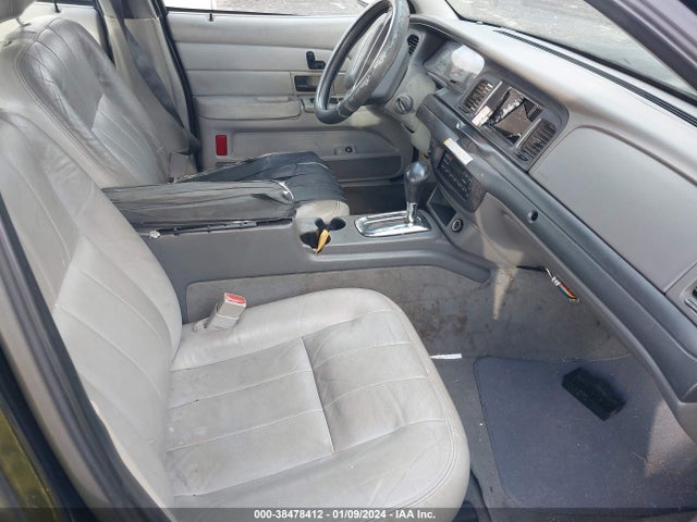 2003 FORD CROWN VICTORIA LX VIN: 2FAFP74W03X206878
