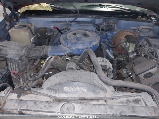 1995 GMC SUBURBAN C1500 VIN: 1GKEC16KXSJ744735