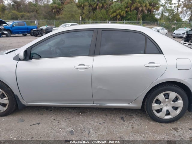 2013 TOYOTA COROLLA S/LE VIN: 2T1BU4EE6DC979205