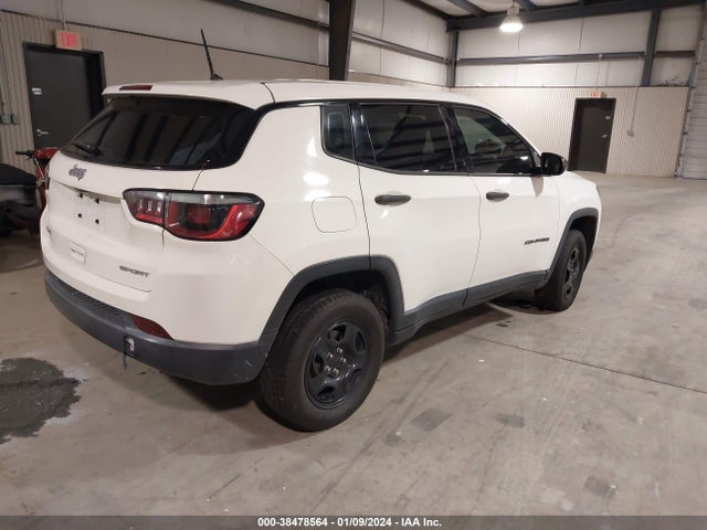 Jeep Compass Sport 4x4 2018 3C4NJDAB9JT464905 Image 4