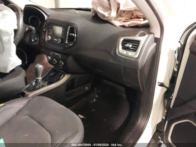 Jeep Compass Sport 4x4 2018 3C4NJDAB9JT464905 Image 5