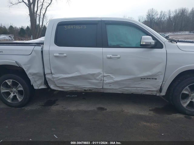 RAM 1500 Laramie  4x4 5'7 Box 2022 1C6SRFJT5NN163979 Image 14