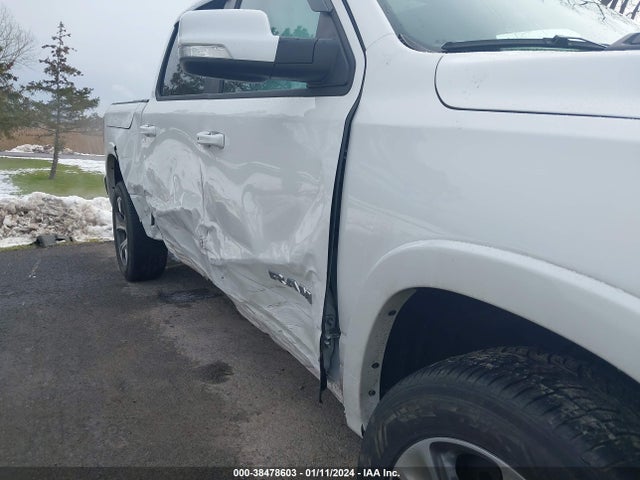 RAM 1500 Laramie  4x4 5'7 Box 2022 1C6SRFJT5NN163979 Image 12