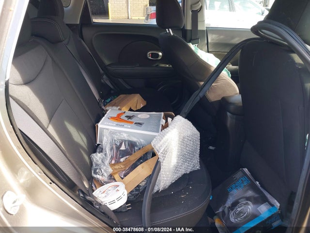 2019 KIA SOUL VIN: KNDJN2A29K7668388