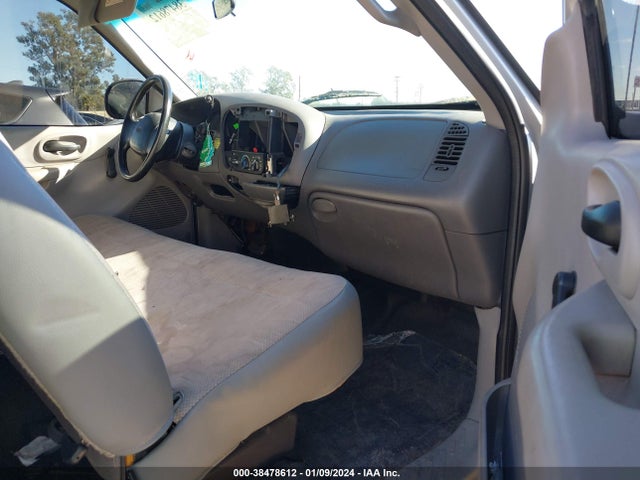 1999 FORD F-250 WORK SERIES/XL VIN: 1FTPF27M9XKB08701