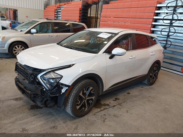 KIA Sportage Ex 2023 5XYK33AFXPG050428 Image 2