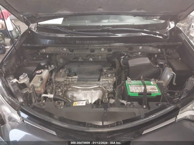 Toyota RAV4 LE 2017 JTMZFREV1HJ115291 Image 10