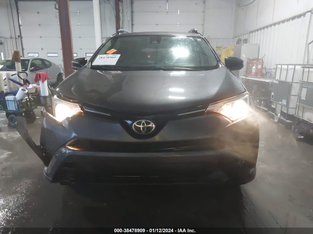 Toyota RAV4 LE 2017 JTMZFREV1HJ115291 Image 12