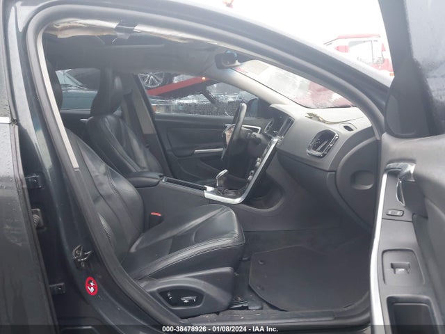 2013 VOLVO S60 T5/T5 PLATINUM/T5 PREMIER/T5 PREMIER PLUS VIN: YV1612FS6D2187597