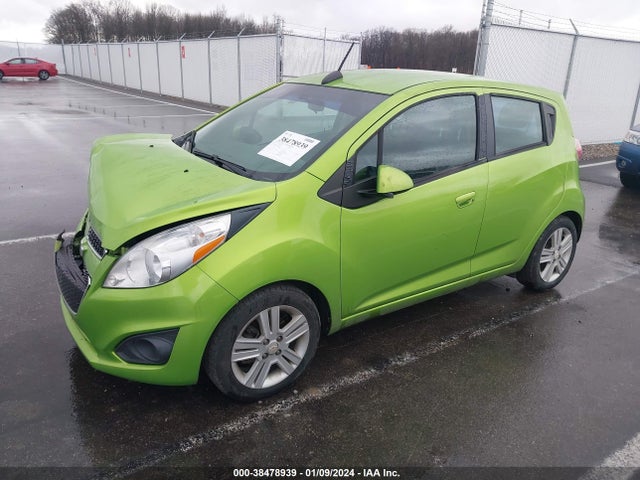 Chevrolet Spark 1lt Cvt 2015 KL8CD6S91FC798489 Image 2