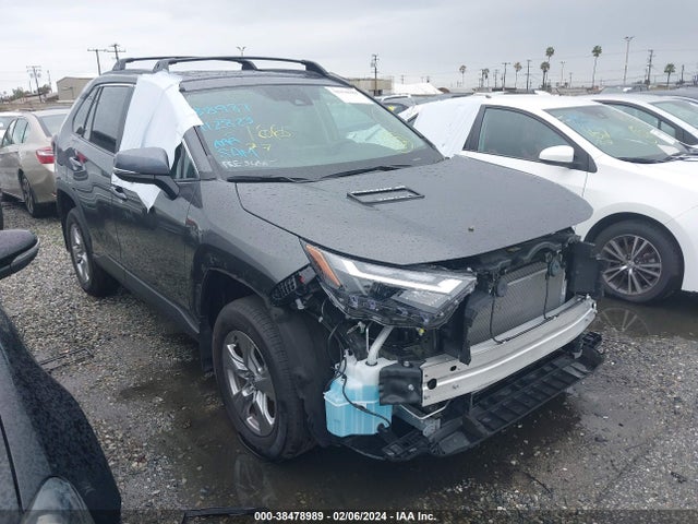 2023 TOYOTA RAV4 XLE VIN: 2T3W1RFV8PW246945