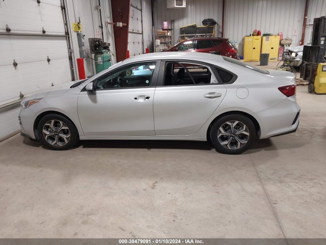 2021 KIA FORTE LXS VIN: 3KPF24AD5ME363405