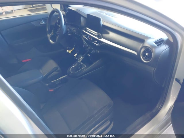 2021 KIA FORTE LXS VIN: 3KPF24AD5ME363405