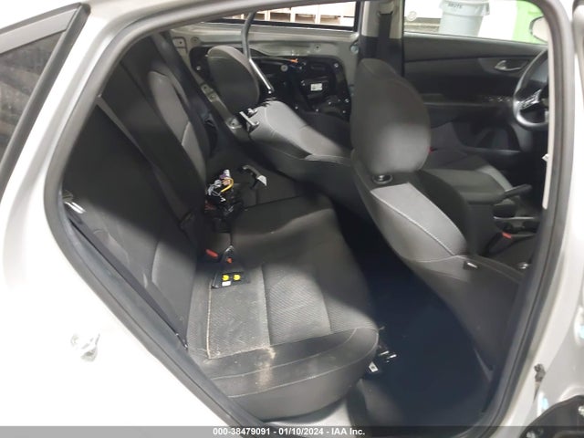 2021 KIA FORTE LXS VIN: 3KPF24AD5ME363405