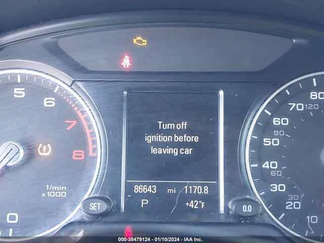 Audi Q5 2.0t Premium 2017 WA1M2AFP2HA049948 Image 15