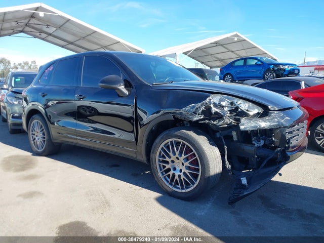 2016 PORSCHE CAYENNE WP1AA2A29GLA09722 Photo 0