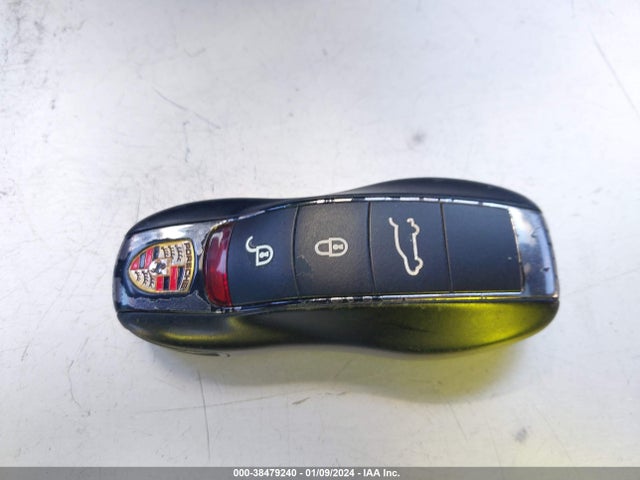 2016 PORSCHE CAYENNE WP1AA2A29GLA09722 Photo 10