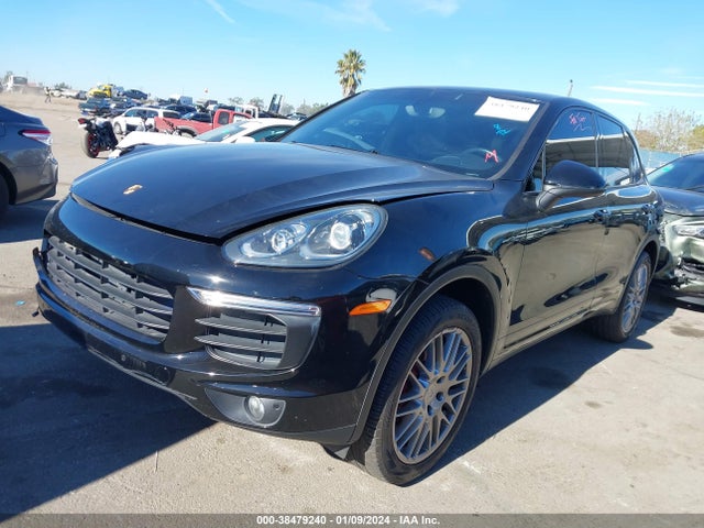 2016 PORSCHE CAYENNE WP1AA2A29GLA09722 Photo 1