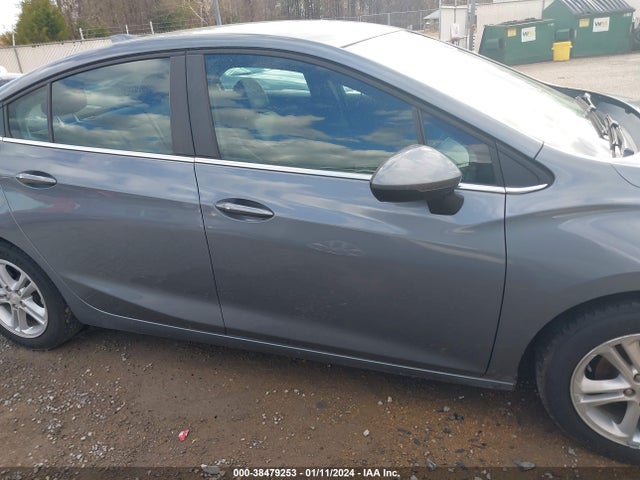 Chevrolet Cruze Lt Auto 2018 1G1BE5SM8J7143755 Image 13