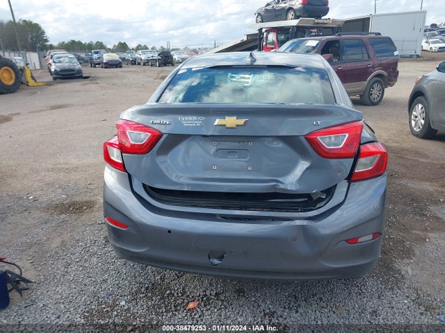 Chevrolet Cruze Lt Auto 2018 1G1BE5SM8J7143755 Image 16