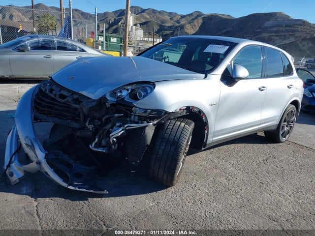 2017 PORSCHE CAYENNE E-HYBRID WP1AE2A22HLA73364 Photo 1