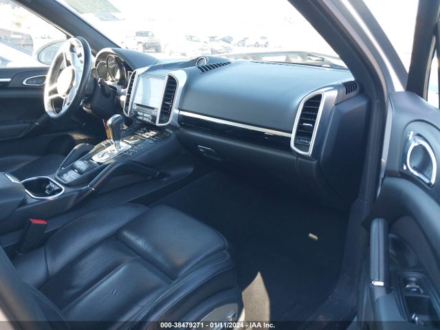 2017 PORSCHE CAYENNE E-HYBRID WP1AE2A22HLA73364 Photo 4